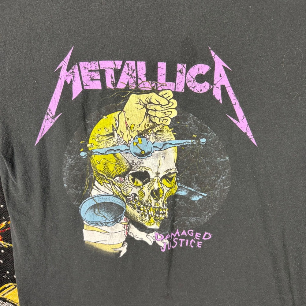 Metallica Damaged Justice Graphic T-Shirt Black Short Sleeve Rock Band Tee L